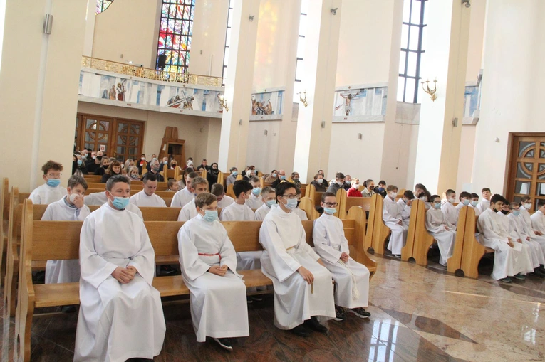 Tarnów. Błogosławieństwo nowych lektorów dekanatu Tarnów-Południe