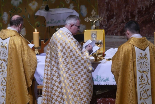 Boska Liturgia przy relikwiach św. Jozafata na Złotych Łanach - 2021