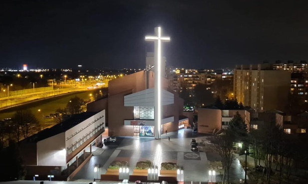 Parafia św. Andrzeja Boboli zaprasza do wspólnej modlitwy.