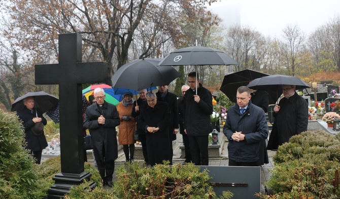 Chorzów. Kard. Marcello Semeraro odwiedził rodzinną parafię ks. Jana Machy