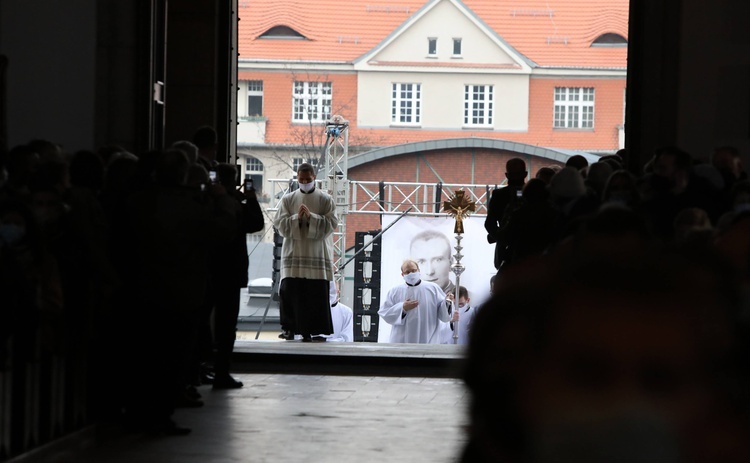 Beatyfikacja sługi Bożego Jana Franciszka Machy w katowickiej katedrze cz.1