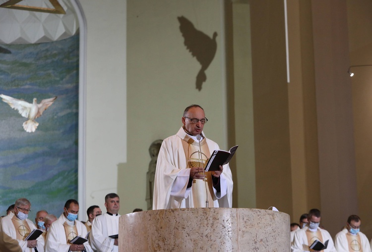 Beatyfikacja sługi Bożego Jana Franciszka Machy w katowickiej katedrze cz.1