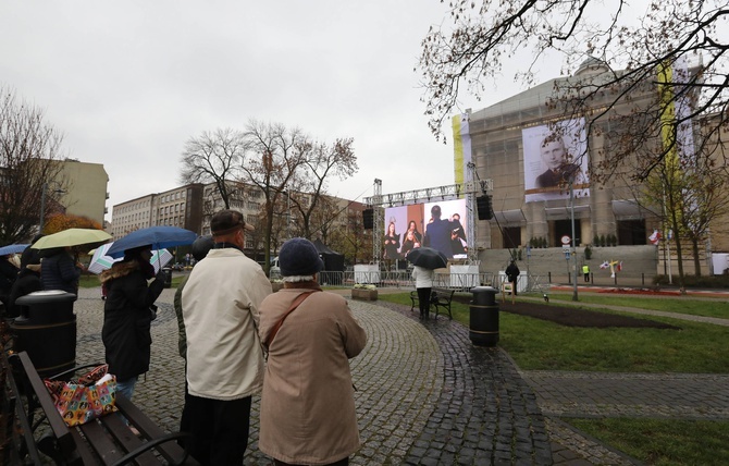 Beatyfikacja sługi Bożego Jana Franciszka Machy w katowickiej katedrze cz.1