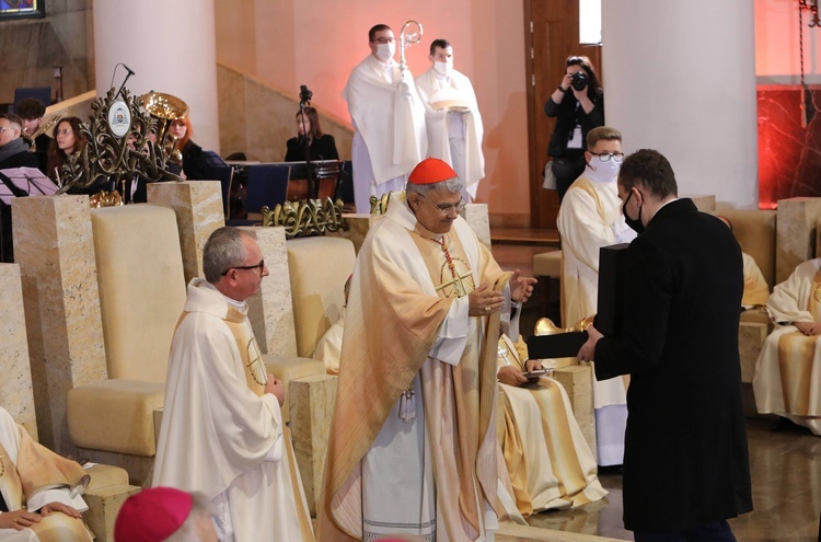 Beatyfikacja sługi Bożego Jana Franciszka Machy w katowickiej katedrze cz.1