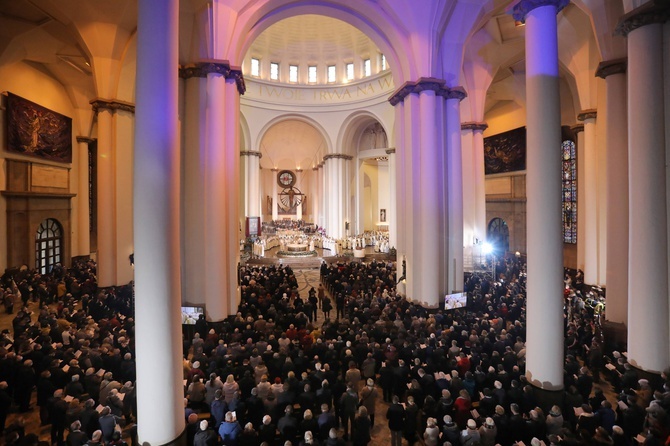 Beatyfikacja sługi Bożego Jana Franciszka Machy w katowickiej katedrze cz.1