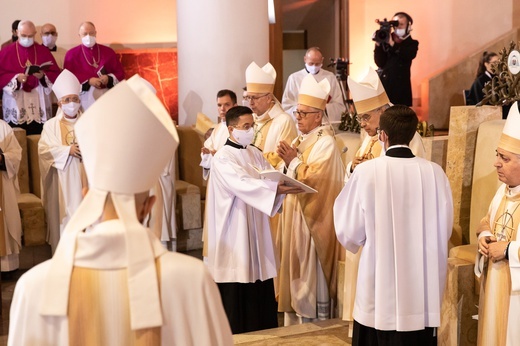 Beatyfikacja sługi Bożego Jana Franciszka Machy w katowickiej katedrze cz.2