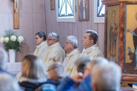 Poświęcenie nowego krzyża na Rogowcu