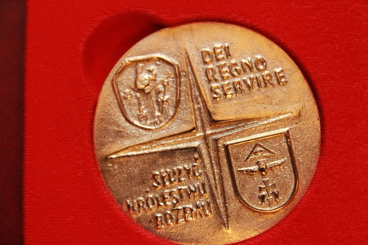 Wręczenie diecezjalnych medali