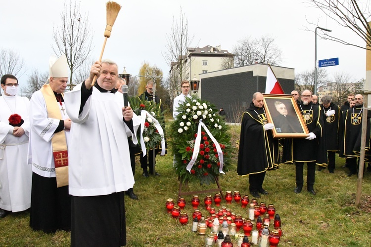 Skwer ks. Jana Golędzinowskiego