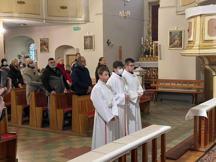 Nowe zastępy służby liturgicznej w parafiach