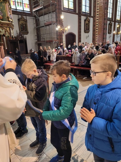 Nowe zastępy służby liturgicznej w parafiach