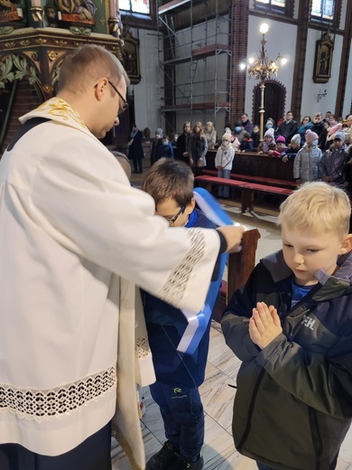 Nowe zastępy służby liturgicznej w parafiach