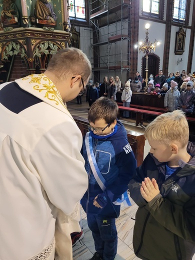 Nowe zastępy służby liturgicznej w parafiach