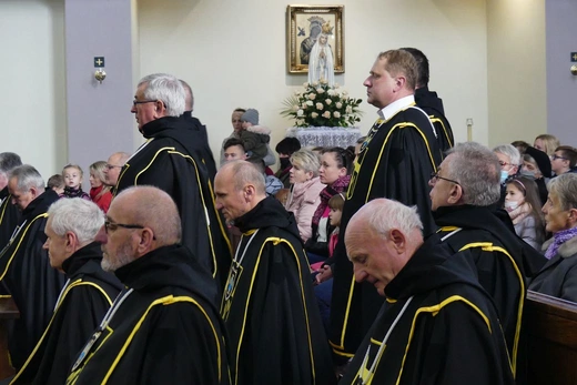 Chorągiew Rycerzy Jana Pawła II powstała w parafii św. Wawrzyńca w Grojcu