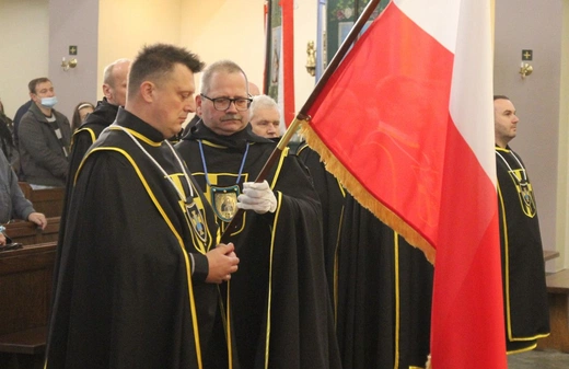 Chorągiew Rycerzy Jana Pawła II powstała w parafii św. Wawrzyńca w Grojcu