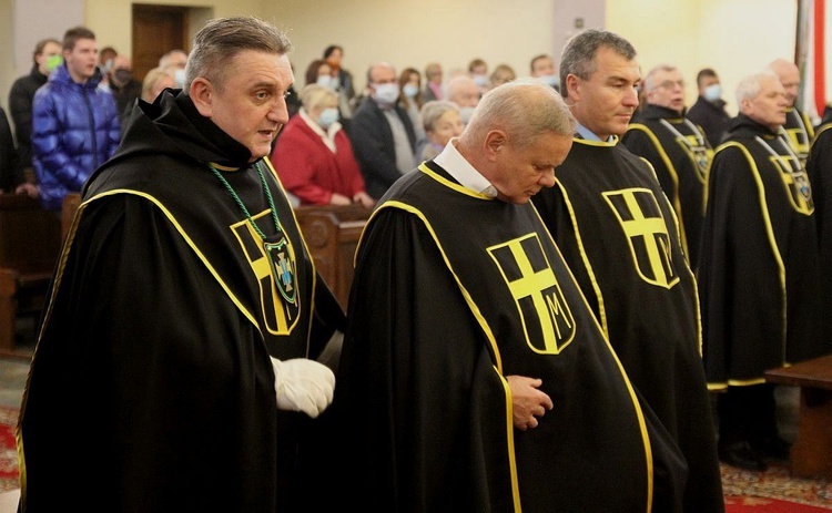 Chorągiew Rycerzy Jana Pawła II powstała w parafii św. Wawrzyńca w Grojcu