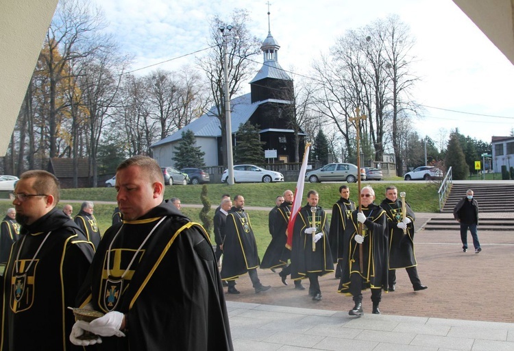 Chorągiew Rycerzy Jana Pawła II powstała w parafii św. Wawrzyńca w Grojcu