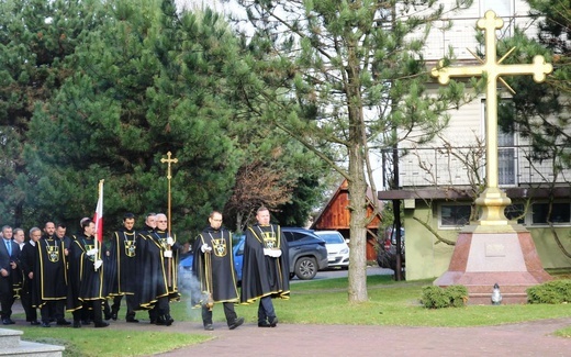 Chorągiew Rycerzy Jana Pawła II powstała w parafii św. Wawrzyńca w Grojcu