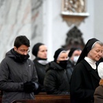 Pielgrzymka sióstr marianek do bardzkiego sanktuarium