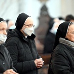 Pielgrzymka sióstr marianek do bardzkiego sanktuarium