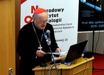 Kardynał Nycz odwiedził Instytut Onkologii w Gliwicach