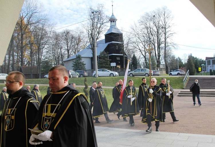 Pięciu nowych rycerzy Jana Pawła II z Grojca