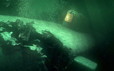 Emerytowany rosyjski admirał: "Kursk" zatonął po zderzeniu z okrętem podwodnym NATO