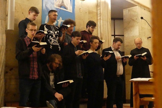 Schola gregoriańska lektorów parafii św. Józefa na Złotych Łanach