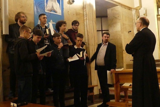 Schola gregoriańska lektorów parafii św. Józefa na Złotych Łanach