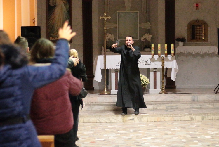 Elbląg. Rekolekcje z ks. Jakubem Bartczakiem