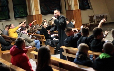 Elbląg. Rekolekcje z ks. Jakubem Bartczakiem