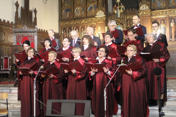 Ciechanów. Cecyliada w farze