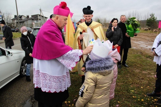 Białoruś: Poświęcenia placu pod budowę kościoła bł. Marianny Biernackiej w Grodnie