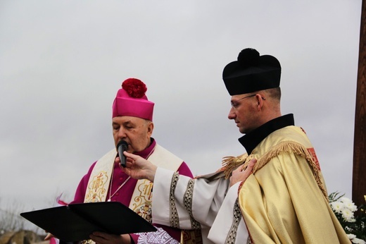 Białoruś: Poświęcenia placu pod budowę kościoła bł. Marianny Biernackiej w Grodnie