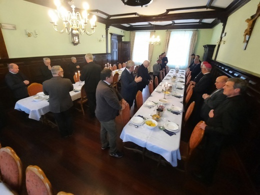 Śląscy księża posługujący za granicą spotkali się w Kokoszycach