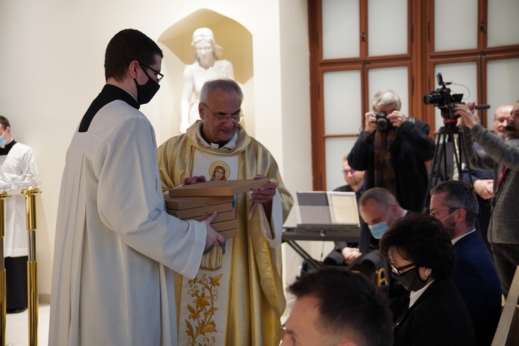 Poświęcenie kaplicy na Dworcu Głównym PKP we Wrocławiu i błogosławieństwo Stacji Dialog PKWP