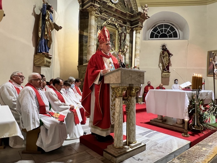 U św. Katarzyny w Mysłakowie i Kudowie