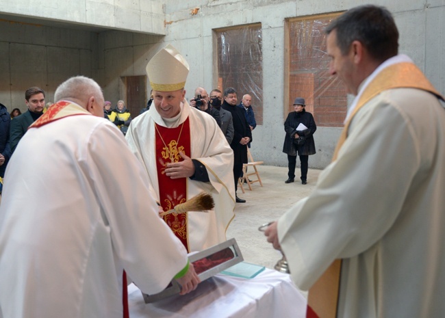 Kamień węgielny pod hospicjum stacjonarne w Sołtykowie