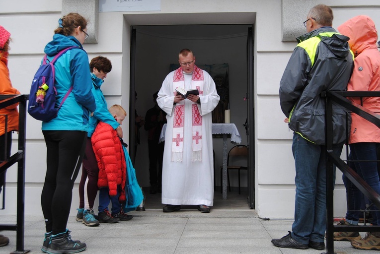 Ks. Wojciech Iwanicki na łamach GN