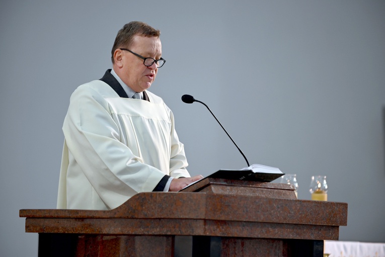 Spotkanie synodalne dla księży i zgromadzeń zakonnych