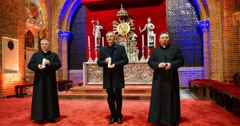 Inauguracja Wigilijnego Dzieła Pomocy Dzieciom