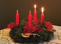 	Robienie wieńców na Adwent to bardzo długa tradycja.