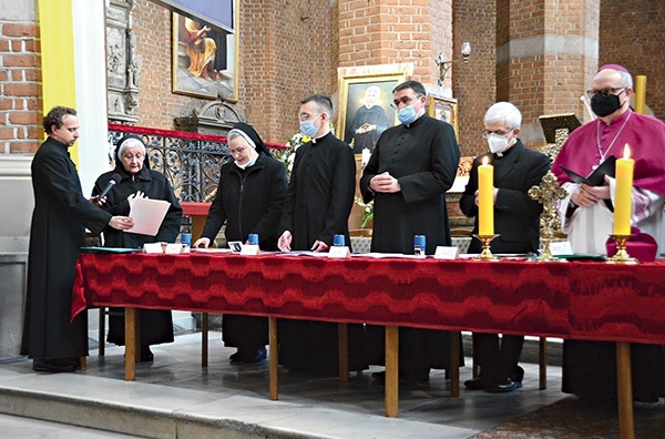 Zaprzysiężenie postulatorki sprawy, s. Margarity Cebuli CSSE.