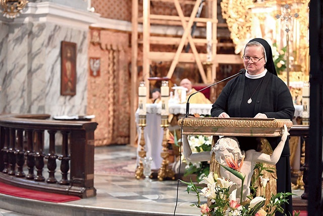 Historię kandydatki na ołtarze przedstawiła s. Małgorzata Cur.