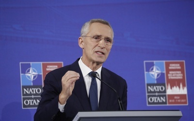 NATO. Stoltenberg: Sytuacja wokół Ukrainy płynna i nieprzewidywalna, intencje Rosji niejasne