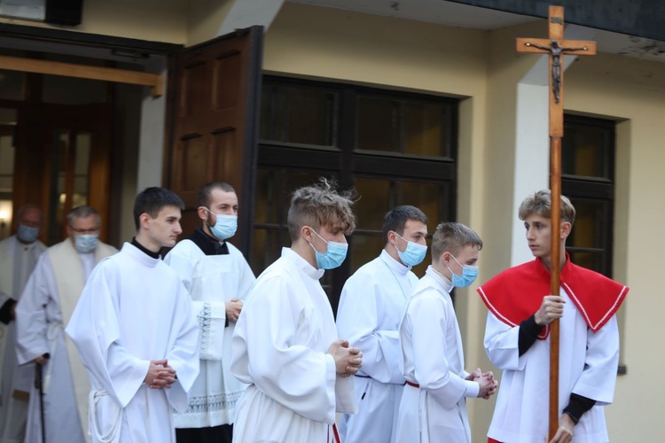 Ostatnie pożegnanie śp. ks. Alojzego Wencepla w Ustroniu-Polanie