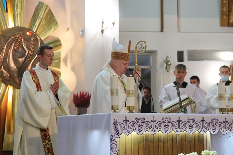 Ostatnie pożegnanie śp. ks. Alojzego Wencepla w Ustroniu-Polanie