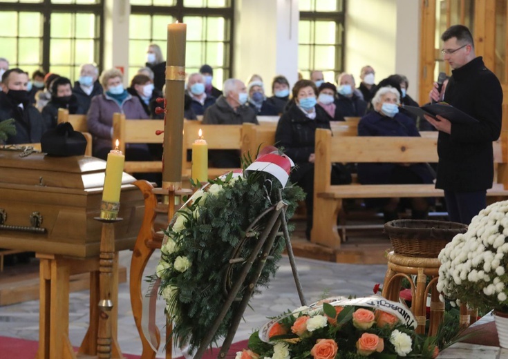 Ostatnie pożegnanie śp. ks. Alojzego Wencepla w Ustroniu-Polanie