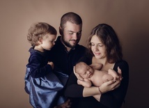 Karolina i Maciej Piechowie: Sposób na szczęśliwe małżeństwo? 3 razy "r"