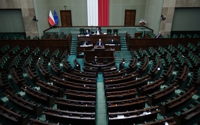 Sejm w pierwszym czytaniu odrzucił projekt całkowicie zakazujący aborcji